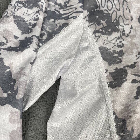 HUK Icon X Tide Change Fishing Performance Sun Shirt Whitesize Medium New - Picture 10 of 16